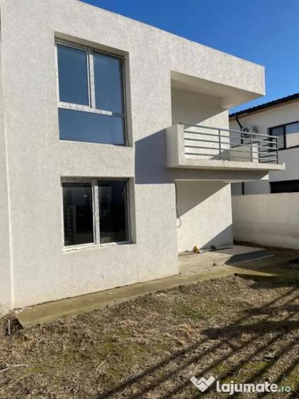 Vila de Vanzare in Mamaia Sat | Zona Premium - 2