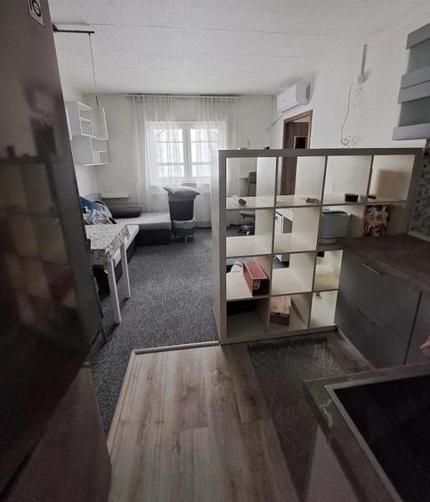 Apartament cu 2 camere semidecomandat în 1 Decembrie 1918