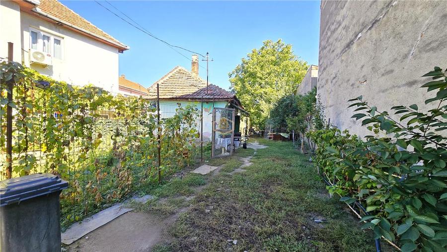 Casă individuală cu 2 camere cu Canalizare în Titulescu