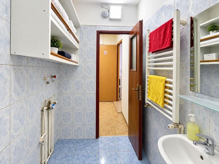 Spațiu comercial, de 33.290000915527 mp, în Crângași