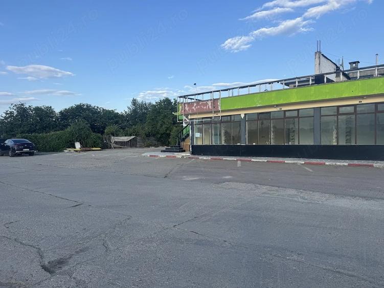 Spațiu comercial, de 1,600 mp, în Central