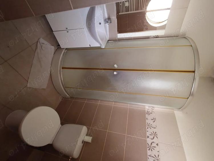 De vanzare direct de la proprietar Teren intravilan cu casa, in spatele cladirii VOX Torontal - 5