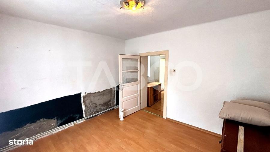 Casa individuala de vanzare 3 camere 85mpu+ garaj zona Piata Cluj - 16