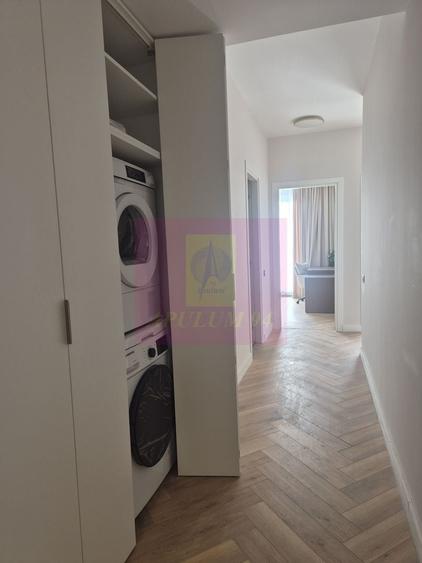 Apartament cu 4 camere decomandat în Pipera