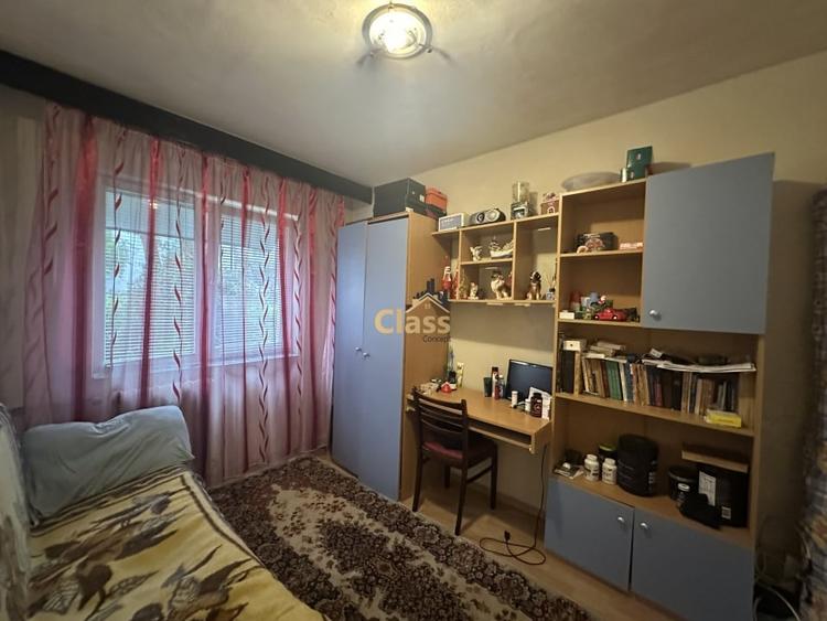 Apartament 3 camere | 50 mpu | Zona Mehedinti Manastur - 1