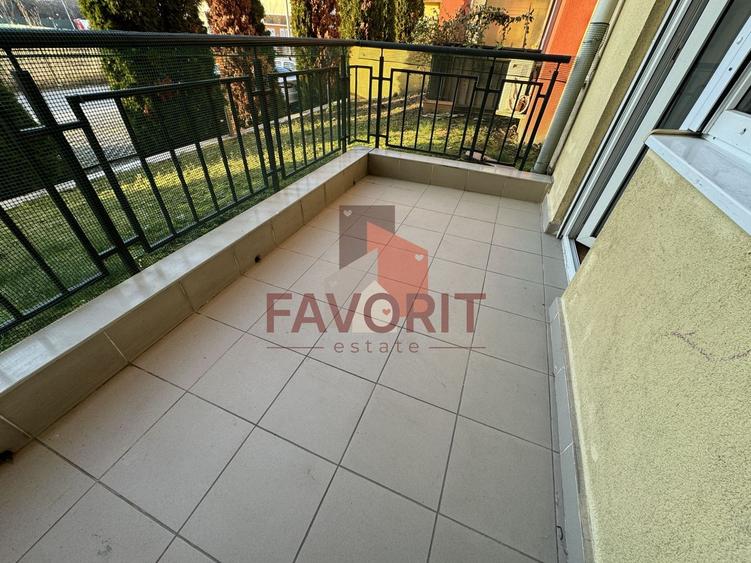 Bloc nou | Disponibil imediat | Boxa in CF | Pozitie excelenta | - 12