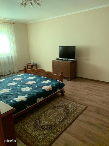 Casă cu 4 camere cu Teren 1000 Mp în Central