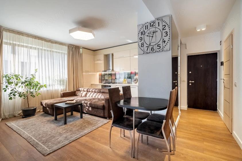 Apartament cu 3 camere semidecomandat, mobilat în Moșilor