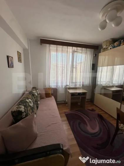 Apartament cu 2 camere decomandat, mobilat în Central