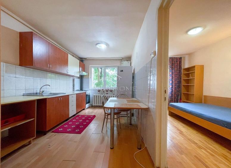 Apartament cu 3 camere decomandat, mobilat în Mănăștur