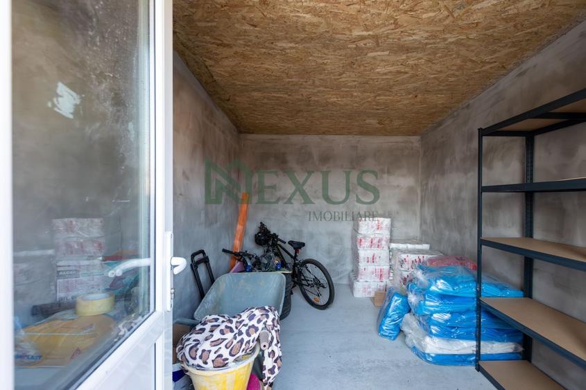 Casă individuală cu 3 camere cu Canalizare în Exterior Est