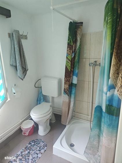Casă cu 2 camere cu Teren 363 Mp în Central