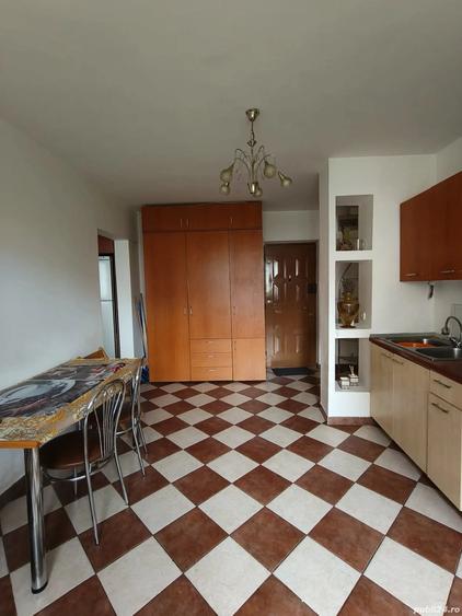 Apartament cu 2 camere decomandat în Floreasca