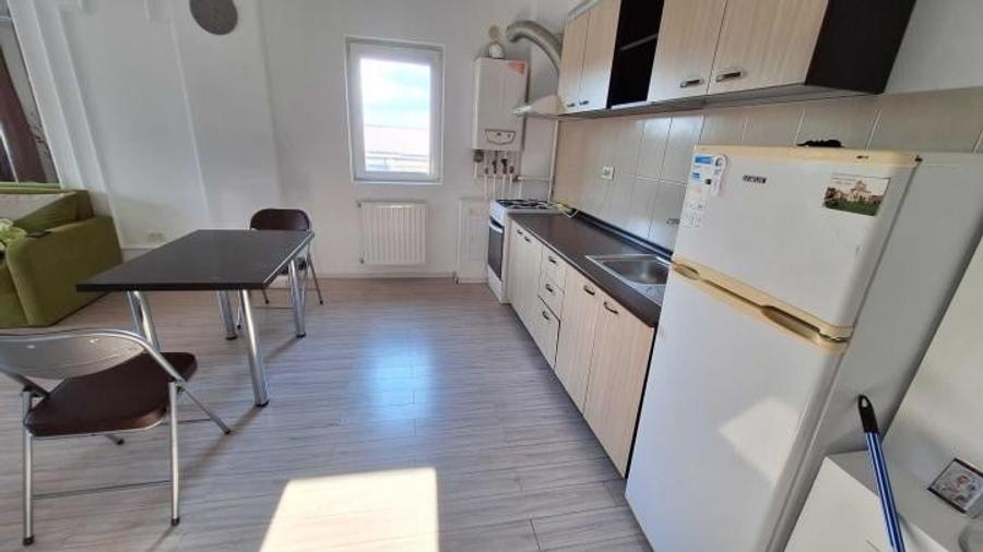 Apartament cu 2 camere decomandat, mobilat în Militari