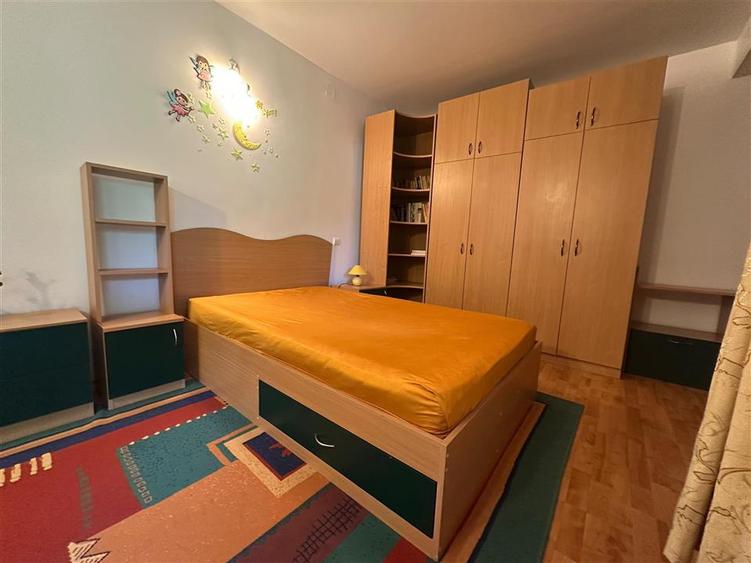 Casă cu 4 camere cu Teren 1000 Mp în Bârnova