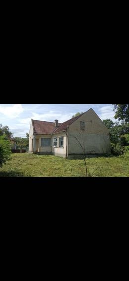Casă cu 4 camere în Ilteu