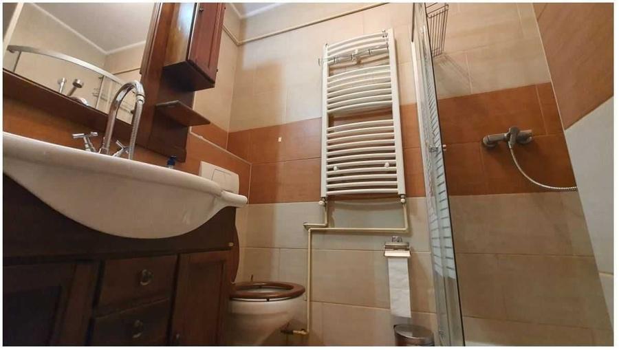 Apartament cu 4 camere decomandat în Zorilor