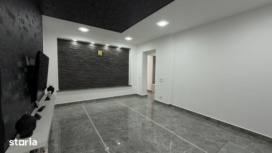 Apartament cu 3 camere decomandat în Centrul Civic