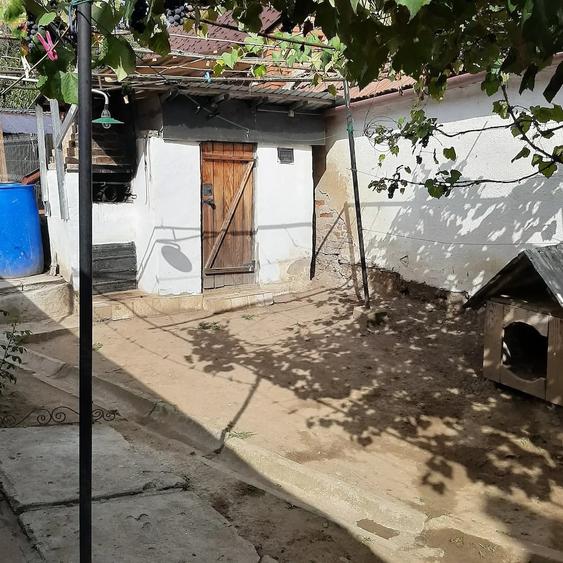 Casă cu Teren 850 Mp în Vale