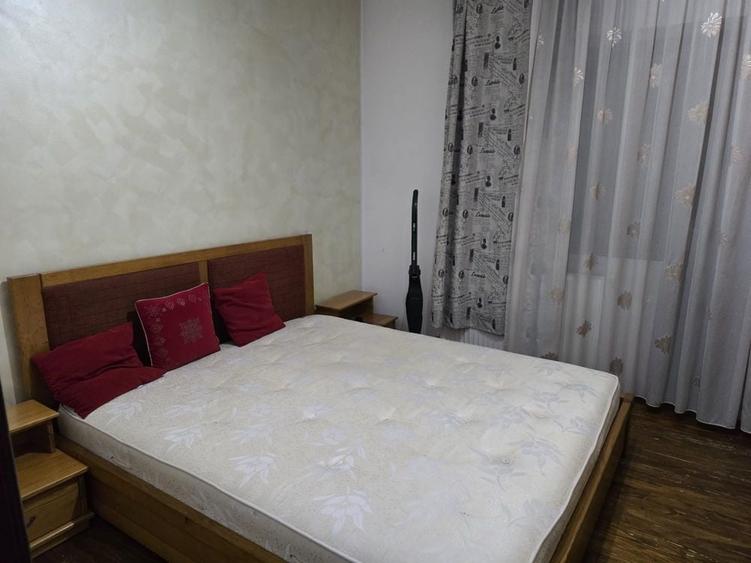 Apartament cu 3 camere decomandat în Fălticeni