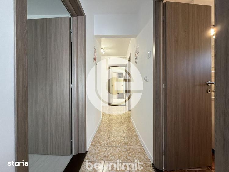 Apartament cu 3 camere decomandat în Vasile Aaron