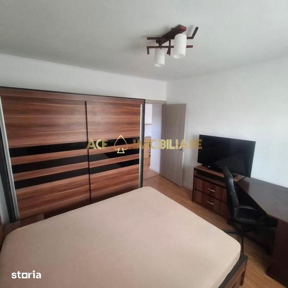 Apartament cu 3 camere, mobilat în Titan