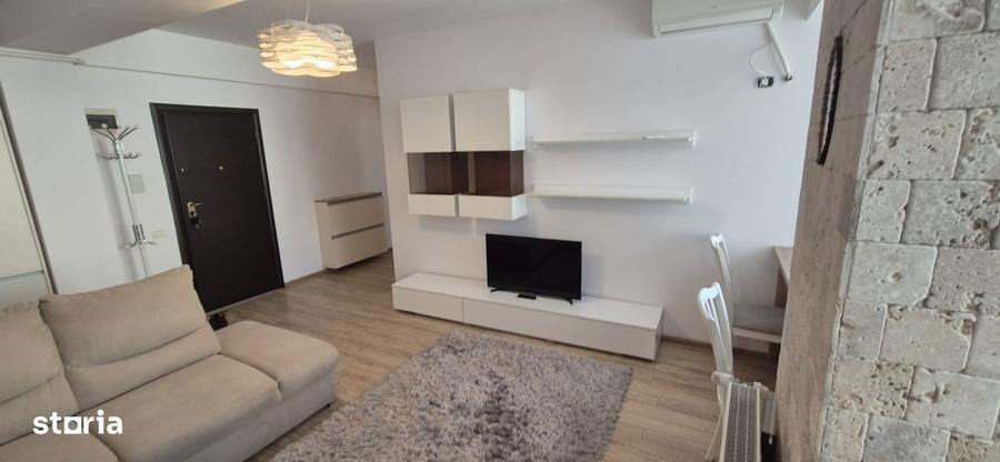 Apartament cu 3 camere, mobilat în Tomis Plus