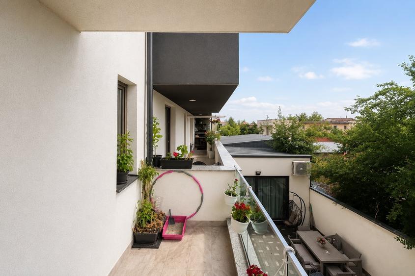 Apartament cu 3 camere decomandat în Bucureștii Noi