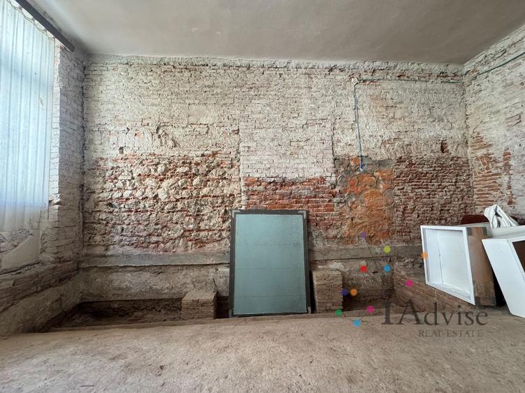 Casă individuală cu 2 camere cu Canalizare în Brașovul Vechi