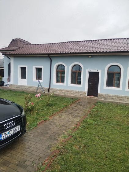 Casă cu Teren 100 Mp în Sihlea