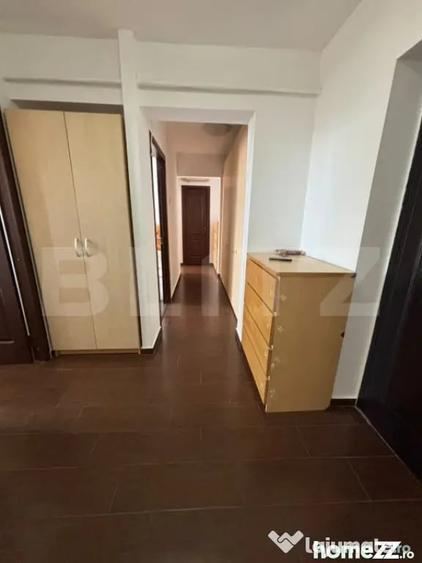 Apartament cu 3 camere decomandat în Gheorghe Doja