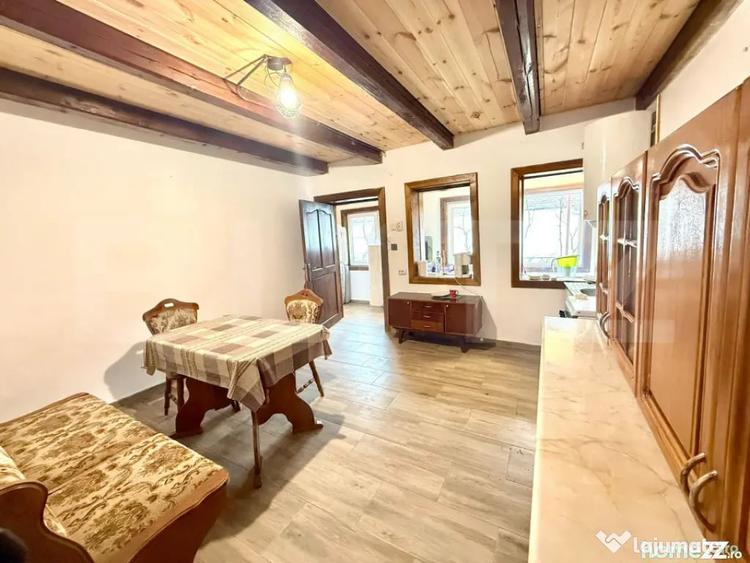 Casă cu 3 camere cu Teren 710 Mp în Central