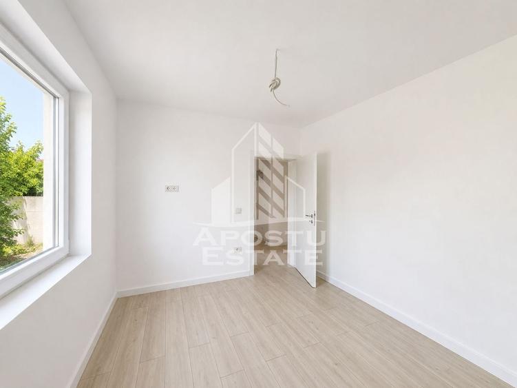 Duplex cu 4 camere cu Canalizare în Chișoda