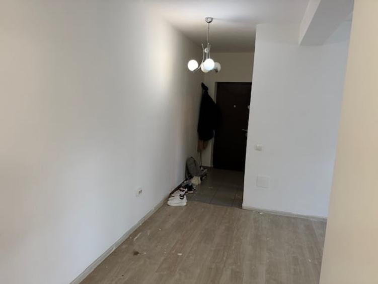 VANZARE AP 2 CAM PARTER IN VILA - 12