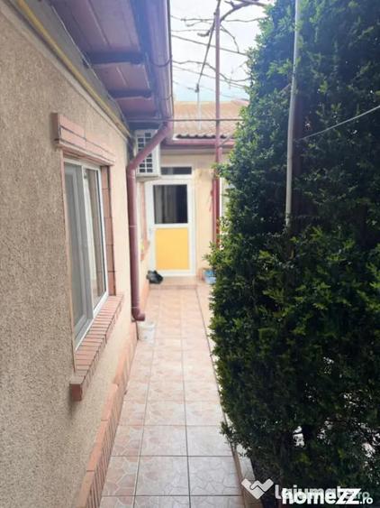 Casă cu 3 camere cu Teren 164 Mp în Delfinariu
