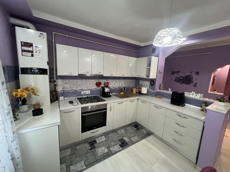 Proprietar - Vand apartament 3 camere decomandate, parter, renovat complet - Cartierul Armatei