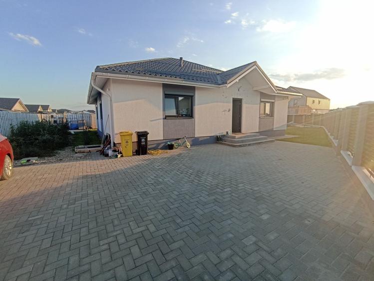 Casă cu 4 camere cu Teren 650 Mp în Hărman