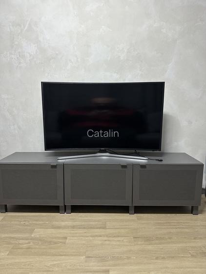 Inchiriez studio ultra central langa metrou