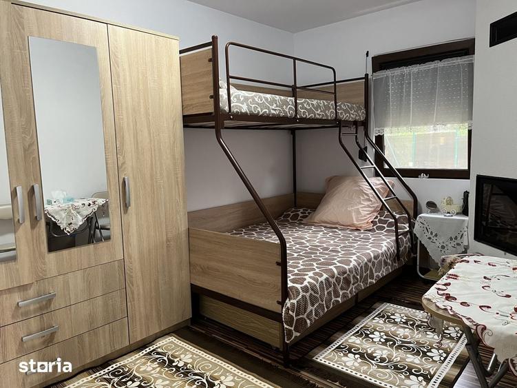 Casă cu 2 camere cu Teren 3000 Mp în Vaideeni