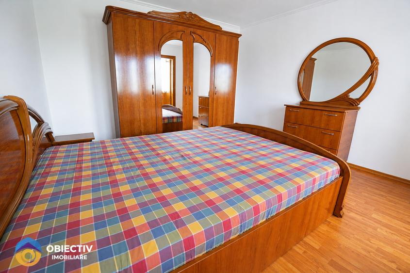 Casă individuală cu 5 camere cu Teren 500 Mp în Oglinzi