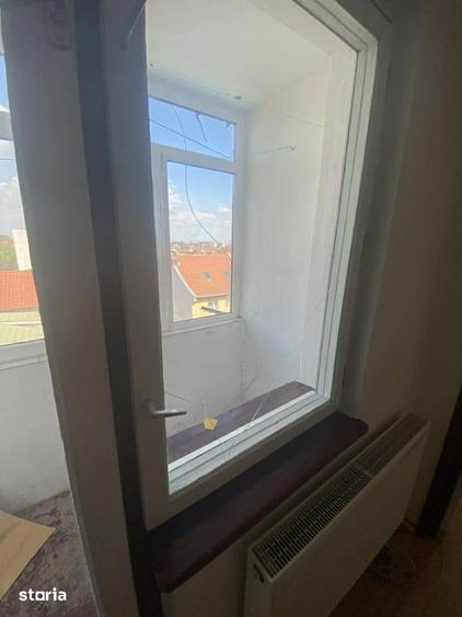 Apartament cu 2 camere semidecomandat în 14 Mai