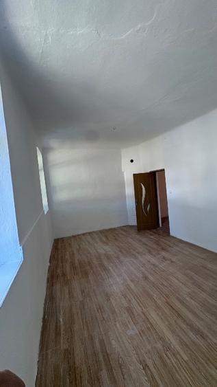 Casă individuală cu 2 camere cu Teren 87 Mp în Central
