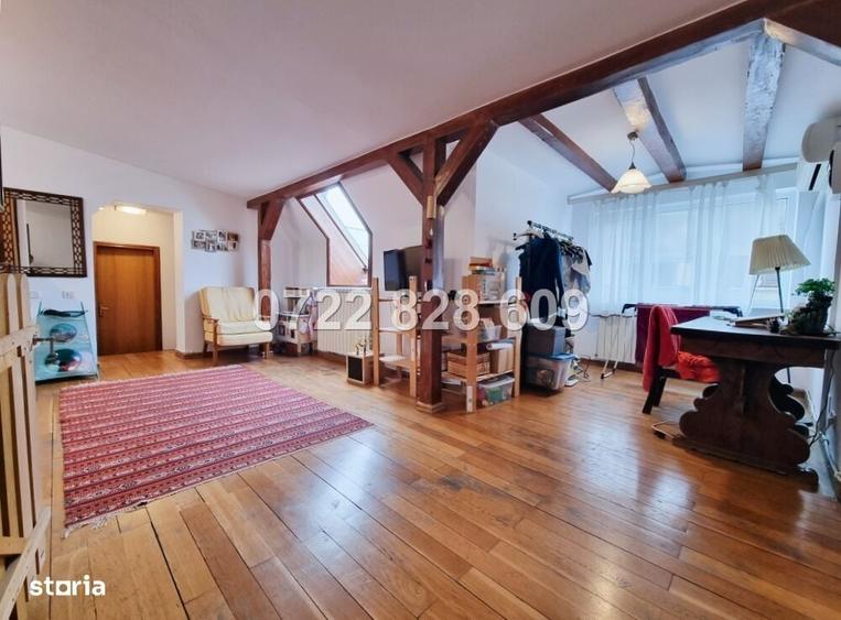 Casă cu 4 camere cu Teren 100 Mp în Central