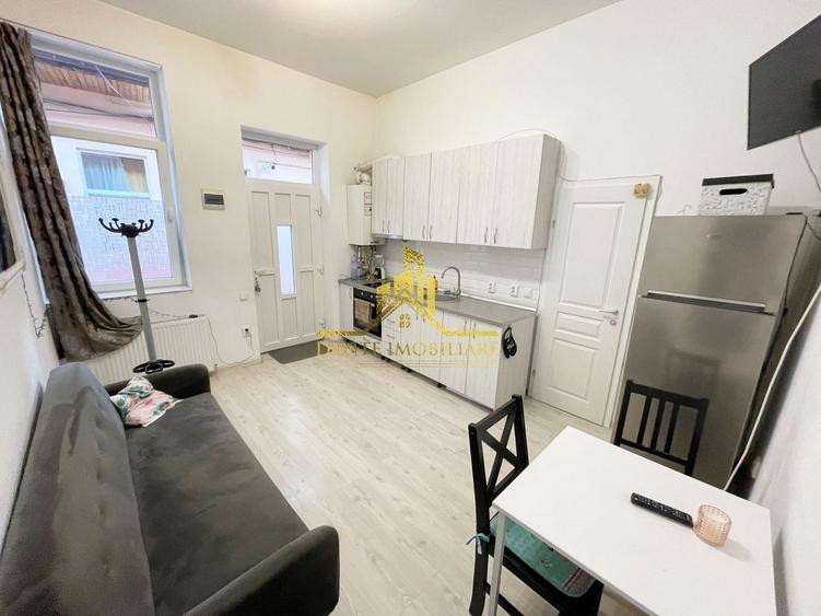 Apartament cu 2 camere decomandat, mobilat în Ultracentral