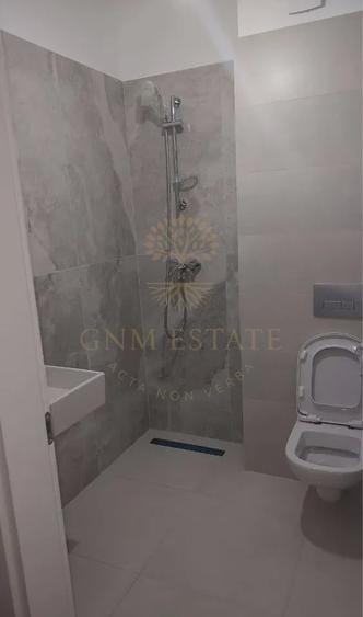 Apartament cu 3 camere semidecomandat, mobilat în Sălaj