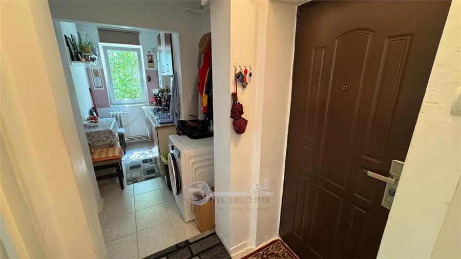 Apartament cu 2 camere decomandat, mobilat în Alexandru cel Bun