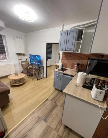 Apartament cu 2 camere decomandat, mobilat în Brașovul Vechi