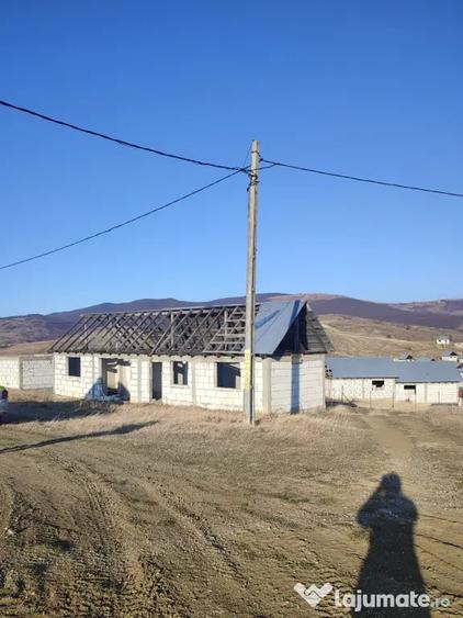 Teren de 614 mp, în Gura Văii