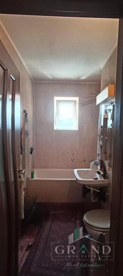 Apartament cu 2 camere decomandat în Florești