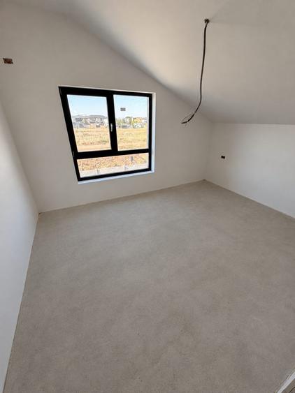 Comuna Berceni - Casa 4 Camere 2 Bai 400mp Teren - 10